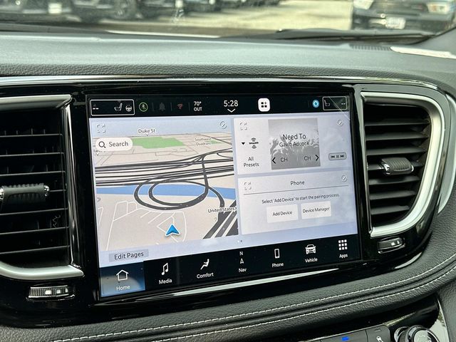 2026 Chrysler Pacifica Limited - Photo 12
