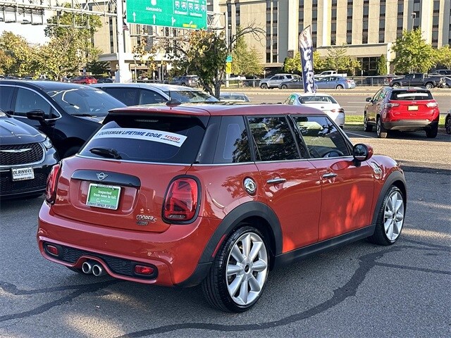 2020 Mini Cooper 4 Door Hardtop S photo 2