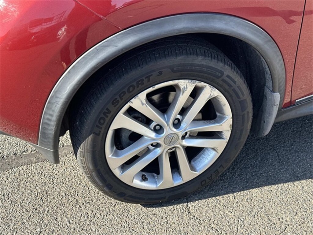 Used 2013 Nissan Juke SL SUV