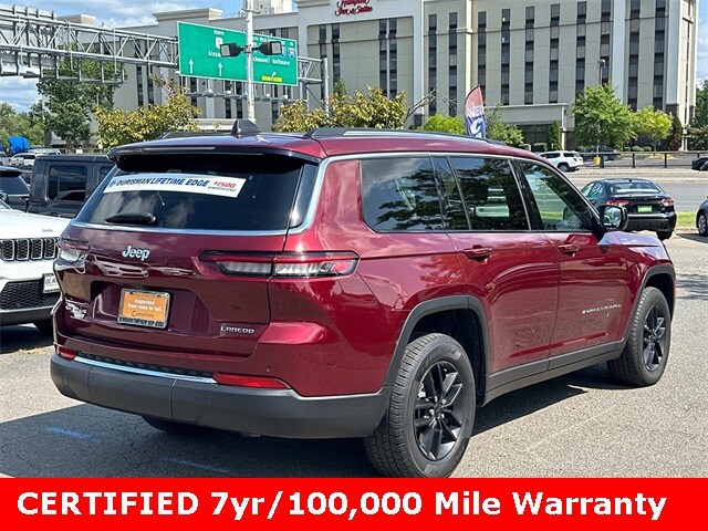 2023 Jeep Grand Cherokee Laredo photo 2