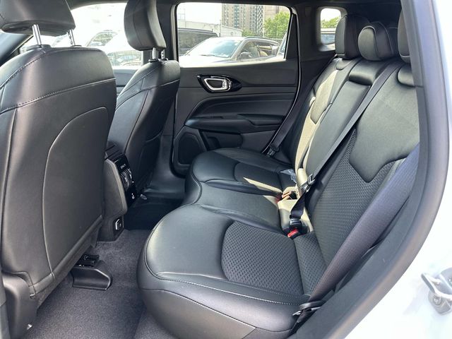 2026 Jeep Compass Latitude Altitude - Photo 10