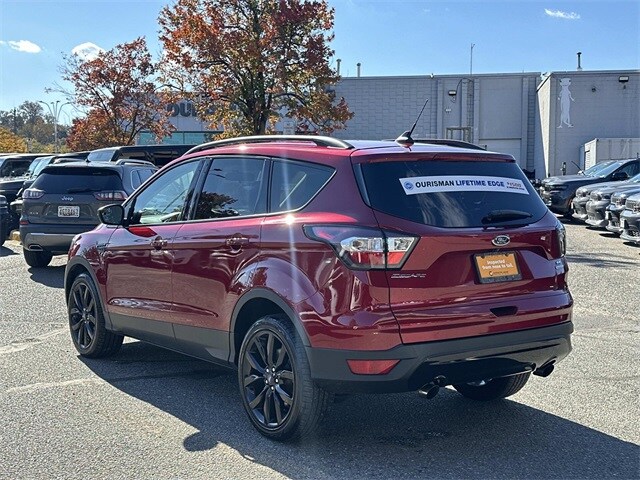 2018 Ford Escape SE photo 2