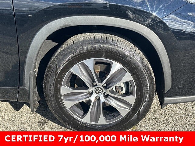2022 Toyota Highlander XLE photo 4