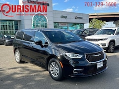 2026 Chrysler Pacifica Select Van Passenger Van