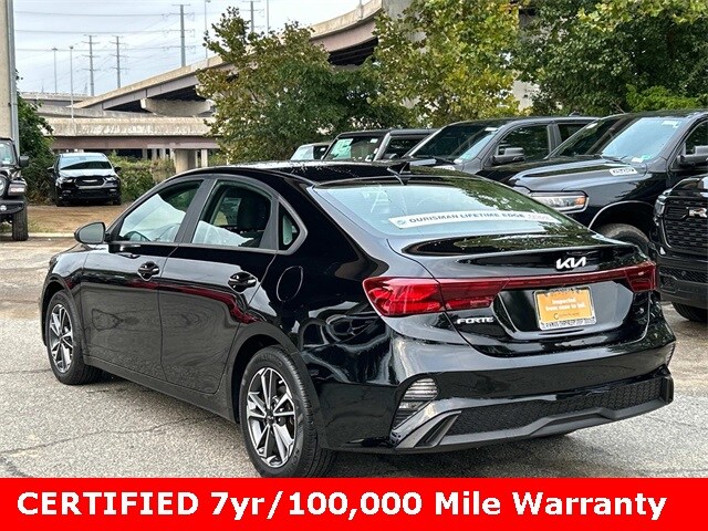 2022 Kia Forte LXS photo 4