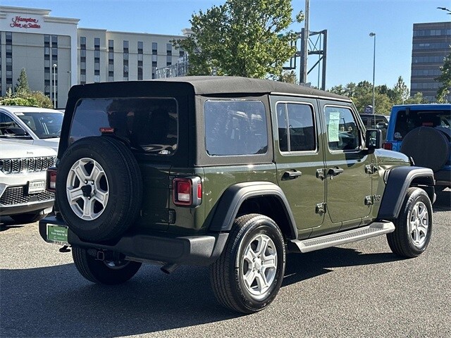 2021 Jeep Wrangler Unlimited Sport S photo 2