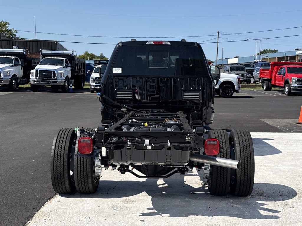 New 2026 Ford Super Duty F-550 DRW Crew Cab Chassis-Cab