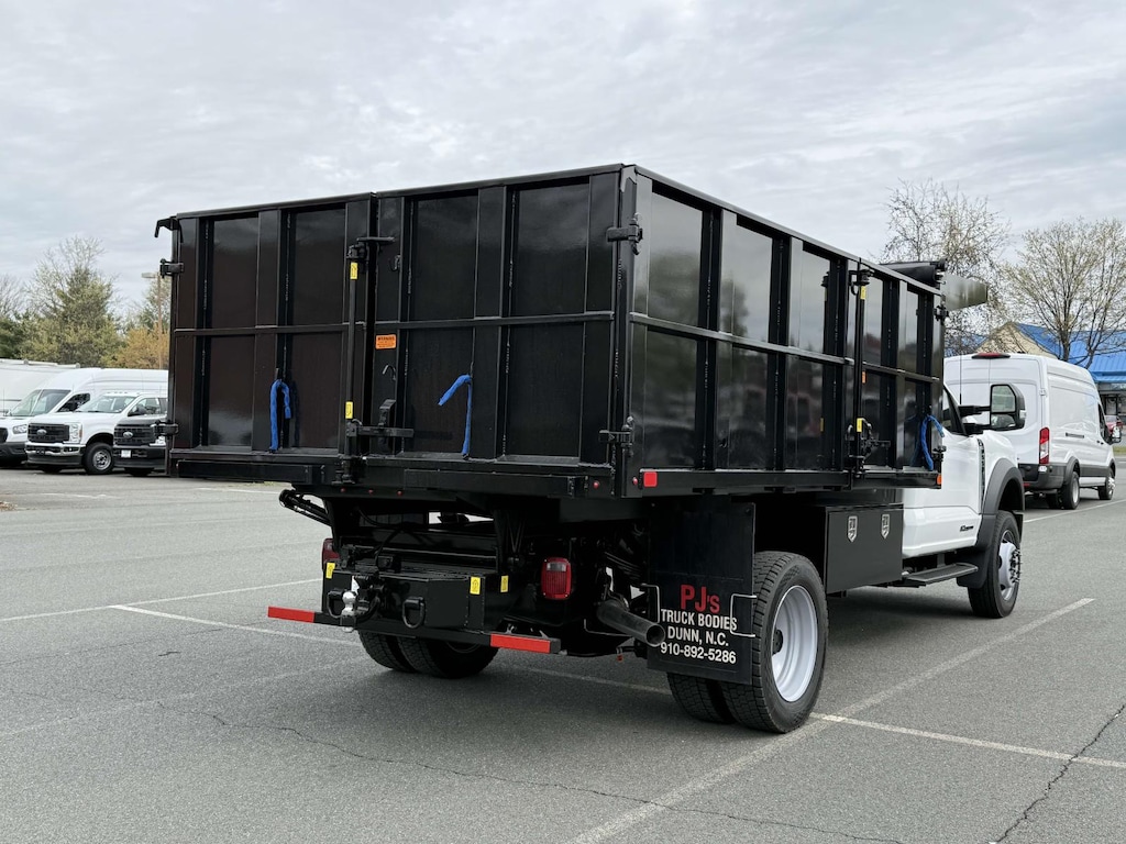 New 2025 Ford F-550 XL Regular Cab 4x4 w/ 12 Landscape Dump Landscape