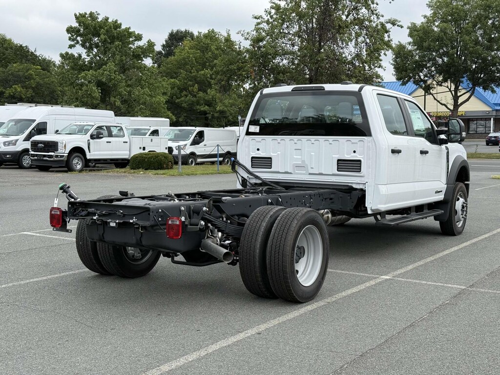 New 2024 Ford F-550 XL Crew Cab 4x4 Bare Chassis 84 CA Crew Cab Chassis-Cab