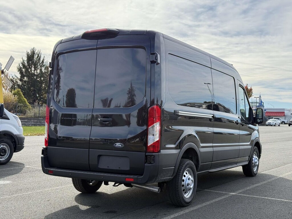 New 2026 Ford Transit Cargo Van T-250 148 Med Rf 9150 GVWR AWD Full-size Cargo Van