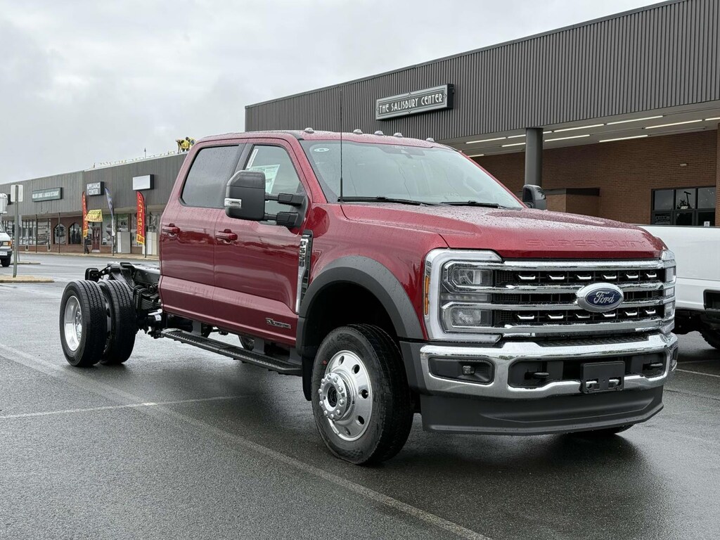 New 2025 Ford F-550 Lariat Crew Cab 4x4 Bare Chassis 60 CA Crew Cab Chassis-Cab