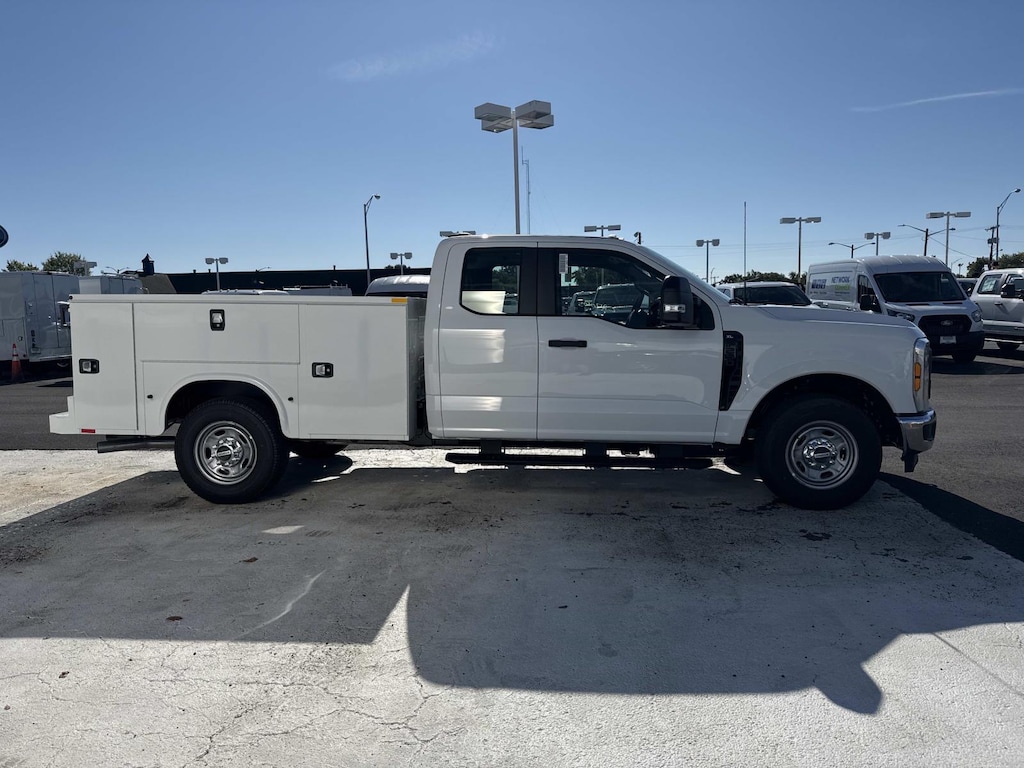 New 2027 Ford Super Duty F-250 SRW Extended Cab Pickup