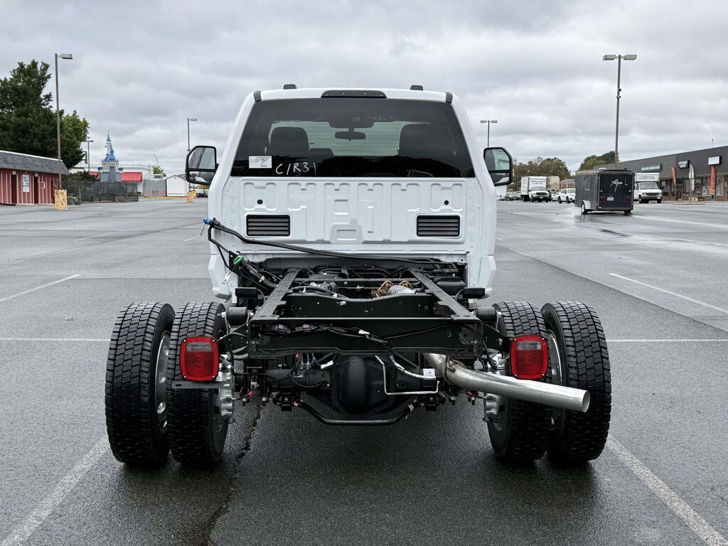 New 2026 Ford Super Duty F-450 DRW XL 4WD Reg Cab 145 WB 60 CA Regular Cab Chassis-Cab