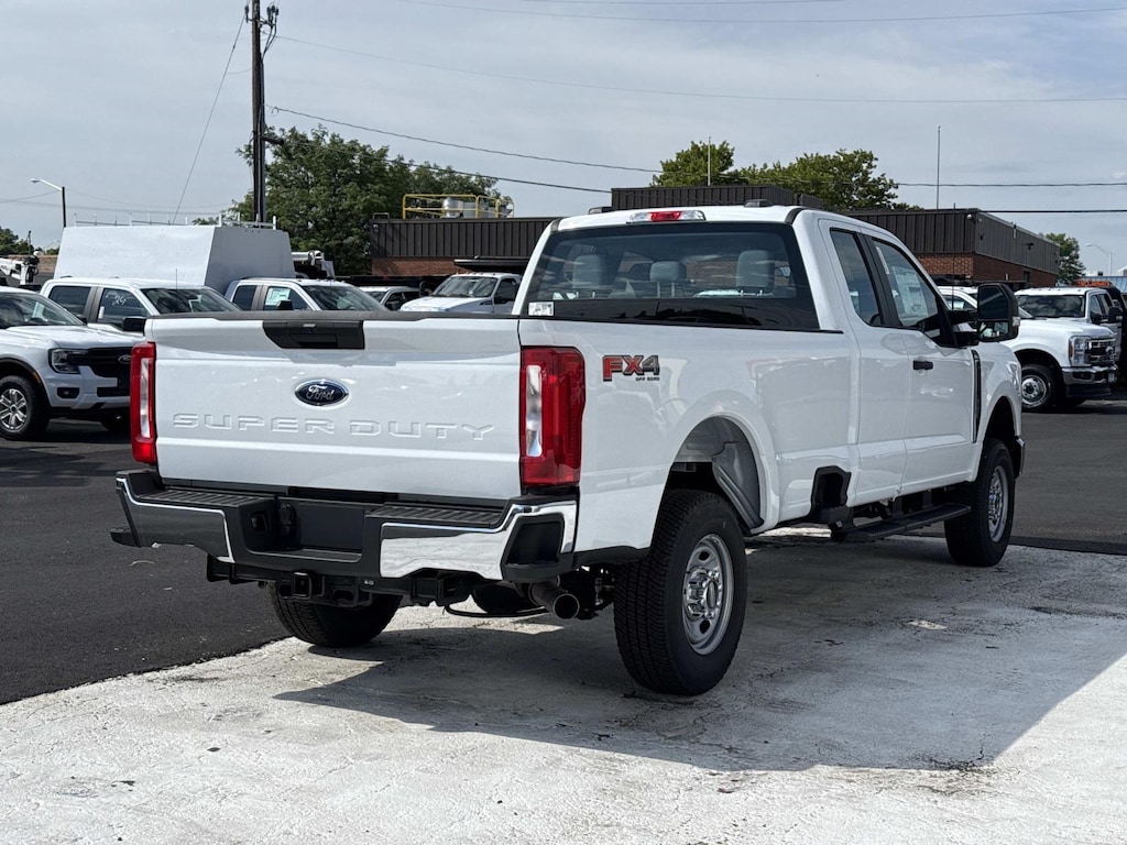 New 2026 Ford F-250 XL Super Cab 4x4 W/ 8 Bed Extended Cab Pickup