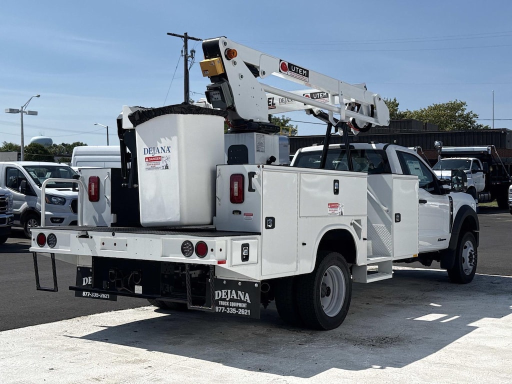New 2025 Ford F-450 XL Regular Cab 4x4 w/ 46 Foot Bucket Regular Cab Chassis-Cab
