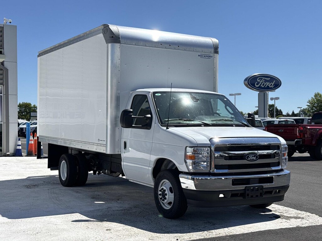 New 2027 Ford E-350 Cutaway 4x2 W/ 14 Box Box