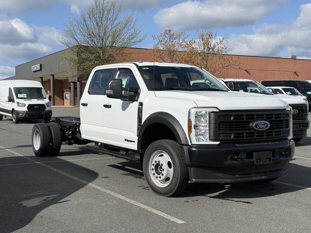 New 2025 Ford F-550 XL Crew Cab 4x4 Bare Chassis 84 CA Crew Cab Chassis-Cab