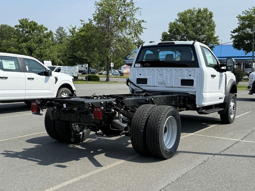 New 2025 Ford F-600 XL Regular Cab 4x4 Bare Chassis 84 CA Regular Cab Chassis-Cab