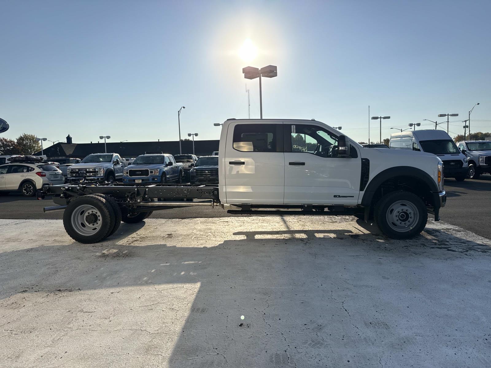 New 2027 Ford Super Duty F-550 DRW Crew Cab Chassis-Cab