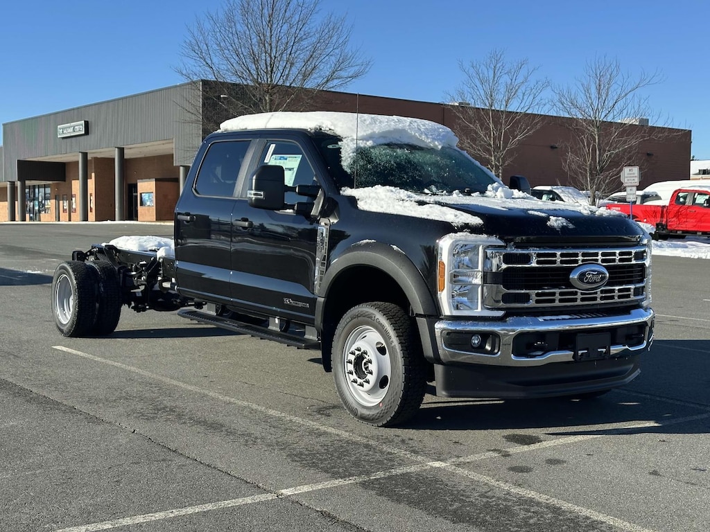 New 2025 Ford F-550 XL Crew Cab 4x4 Bare Chassis 84 CA Crew Cab Chassis-Cab