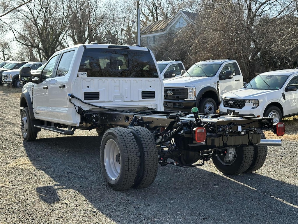 New 2025 Ford F-450 XL Crew Cab 4x2 Bare Chassis 84 CA Crew Cab Chassis-Cab