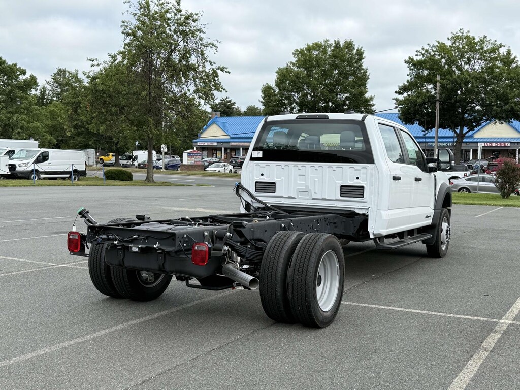 New 2024 Ford F-550 XL Crew Cab 4x4 Bare Chassis 84 CA Crew Cab Chassis-Cab