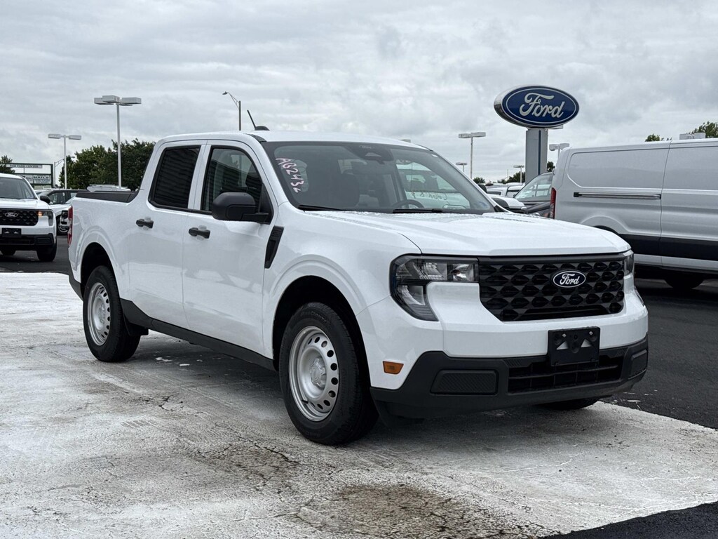 New 2026 Ford Maverick XL Crew Cab AWD Hybrid Crew Cab Pickup