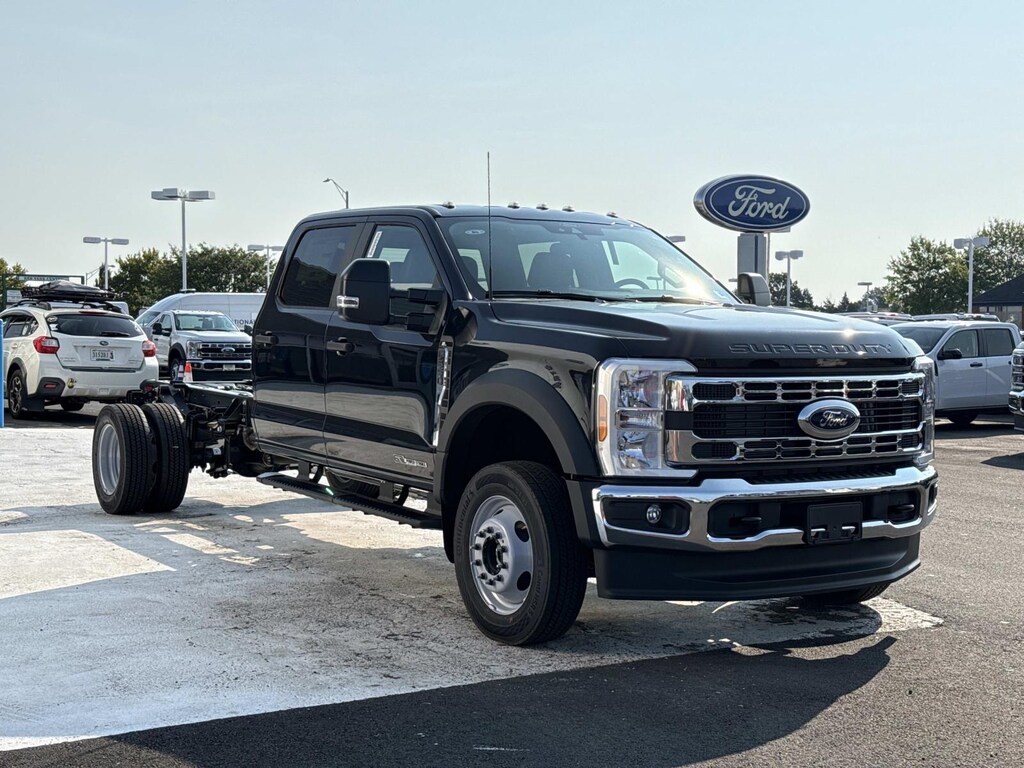 New 2026 Ford Super Duty F-550 DRW Crew Cab Chassis-Cab