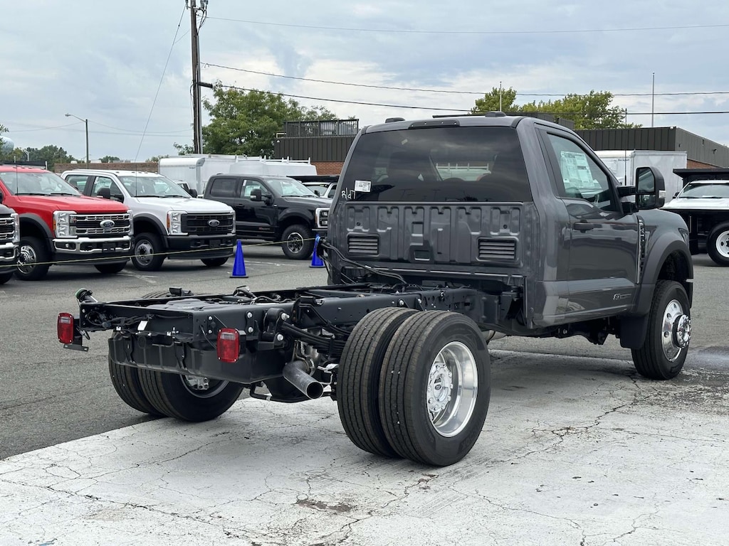 New 2023 Ford F-600 XLT Regular Cab 4x2 60 CA Bare Chassis Regular Cab Chassis-Cab