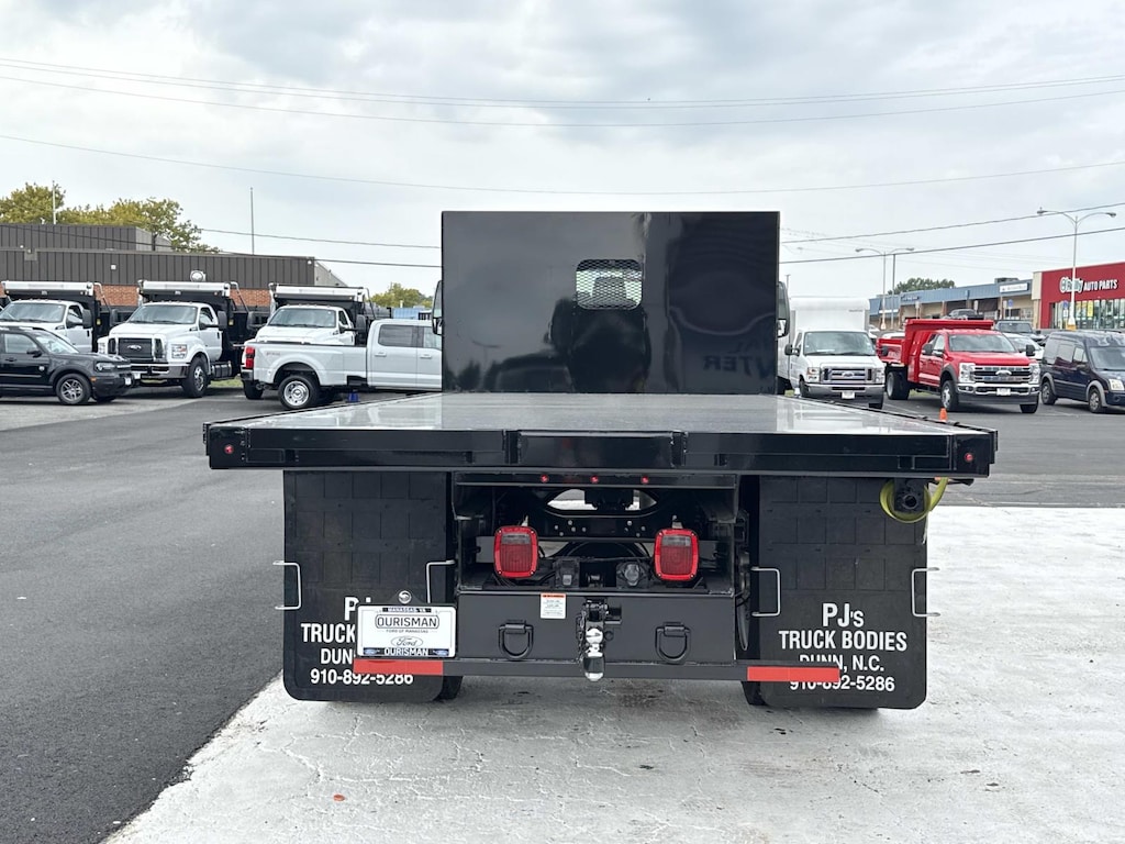 New 2027 Ford F-650 XL Crew Cab 4x2 W/ 16 Flatbed Flatbed
