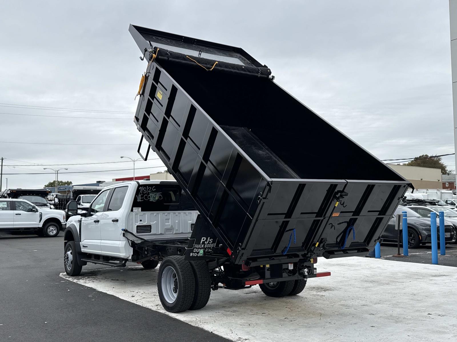 New 2027 Ford Super Duty F-550 DRW Crew Cab Chassis-Cab