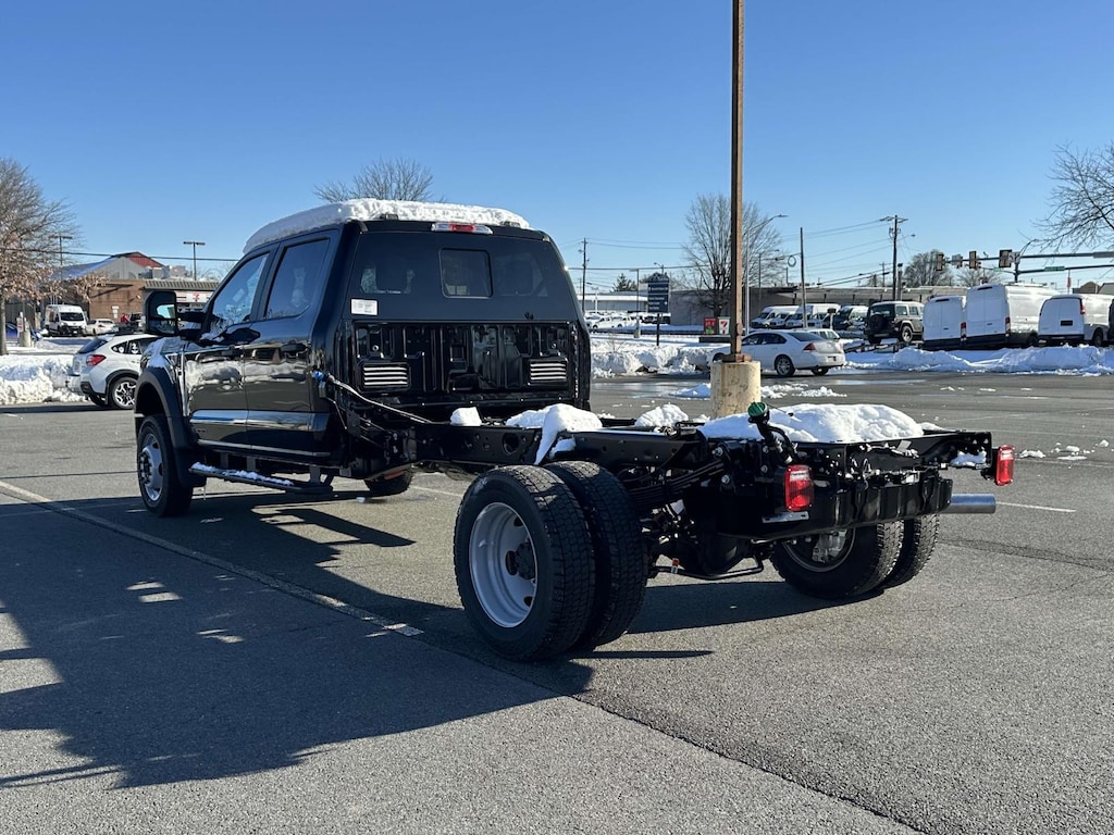 New 2025 Ford F-550 XL Crew Cab 4x4 Bare Chassis 84 CA Crew Cab Chassis-Cab