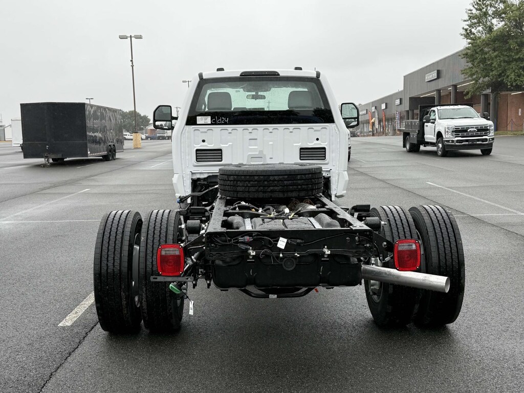 New 2025 Ford F-600 XL Regular Cab 4x4 Bare Chassis 108 CA Regular Cab Chassis-Cab