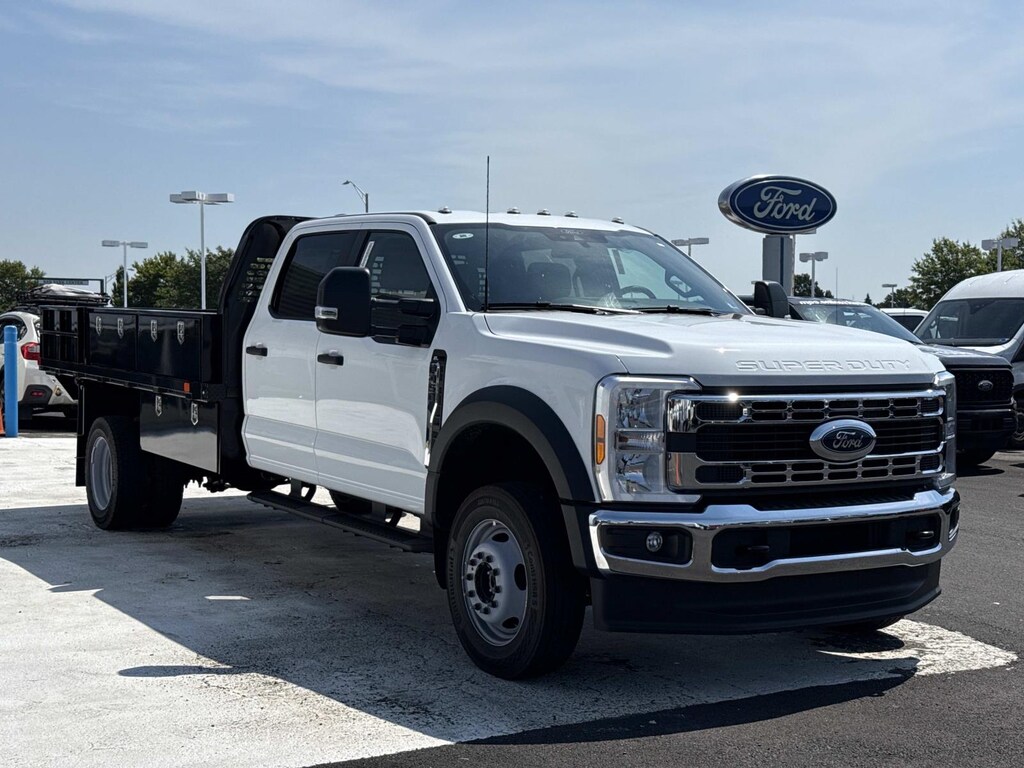 New 2026 Ford Super Duty F-450 DRW Crew Cab Chassis-Cab