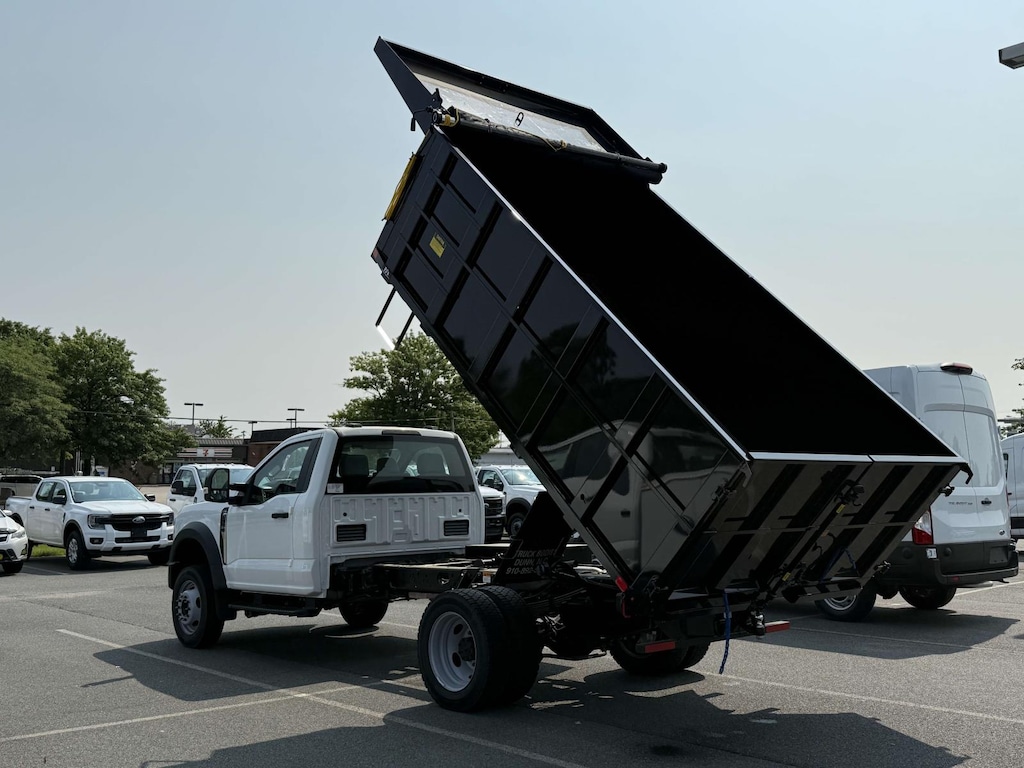 New 2025 Ford F-550 XL Regular Cab 4x4 w/ 12 Landscape Dump Landscape