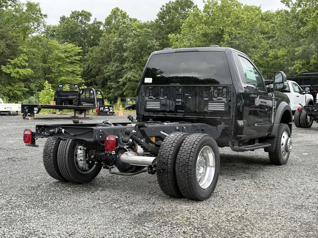 New 2024 Ford F-450 XLT Regular Cab 4x4 Clean Chassis Regular Cab Chassis-Cab