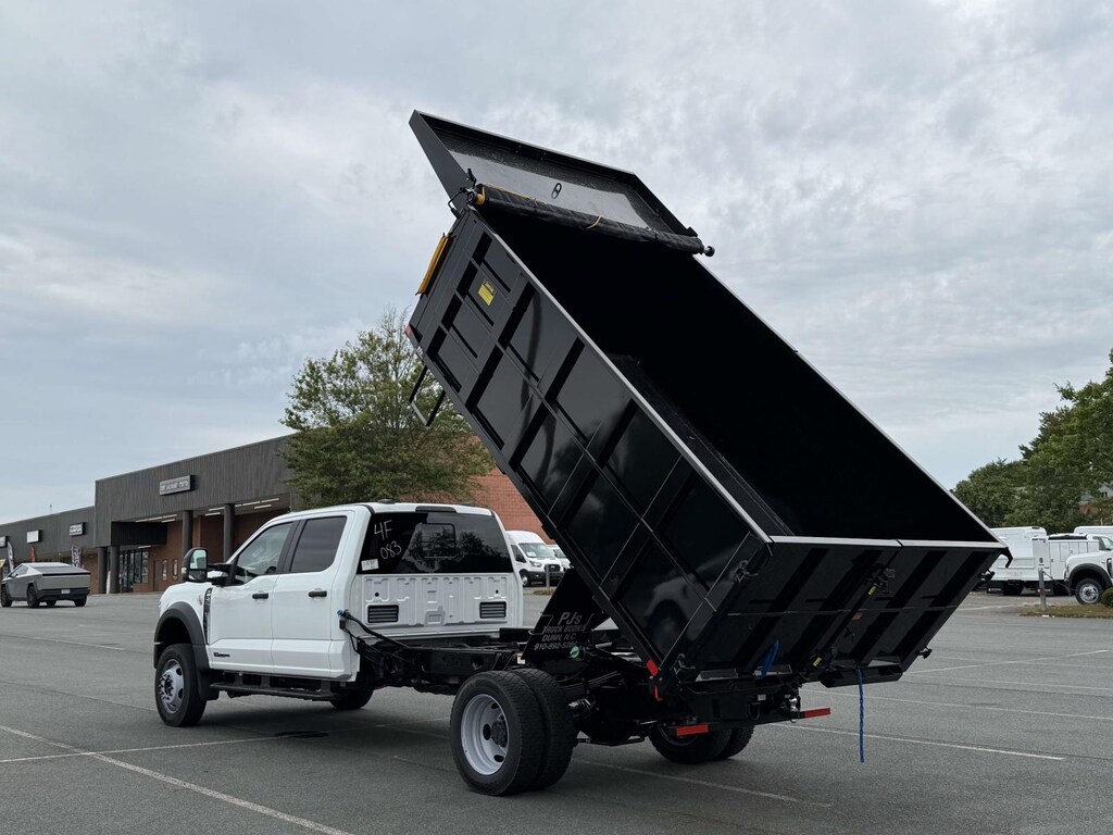 New 2025 Ford F-550 XL Crew Cab 4x4 W/ 12 Landscape Dump Landscape