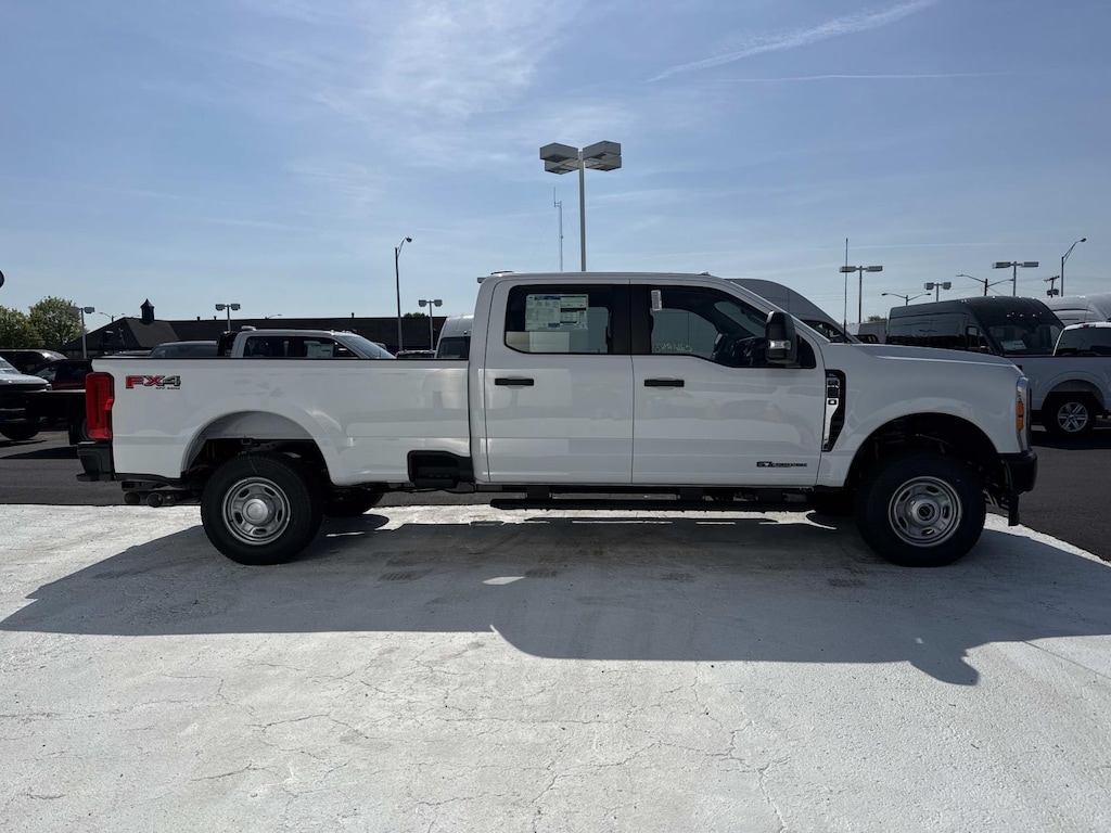 New 2026 Ford F-250 XL Crew Cab 4x4 W/ 8 Bed Crew Cab Pickup