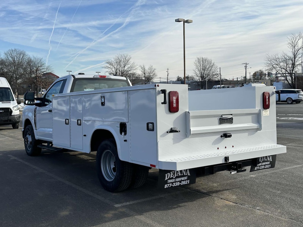 New 2024 Ford F-350 XL Regular Cab 4x2 w/ 11 Knapheide Service Body Service