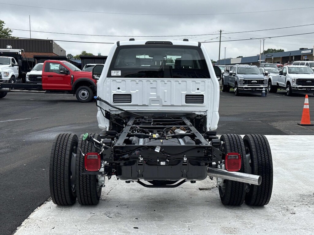 New 2026 Ford Super Duty F-550 DRW Crew Cab Chassis-Cab