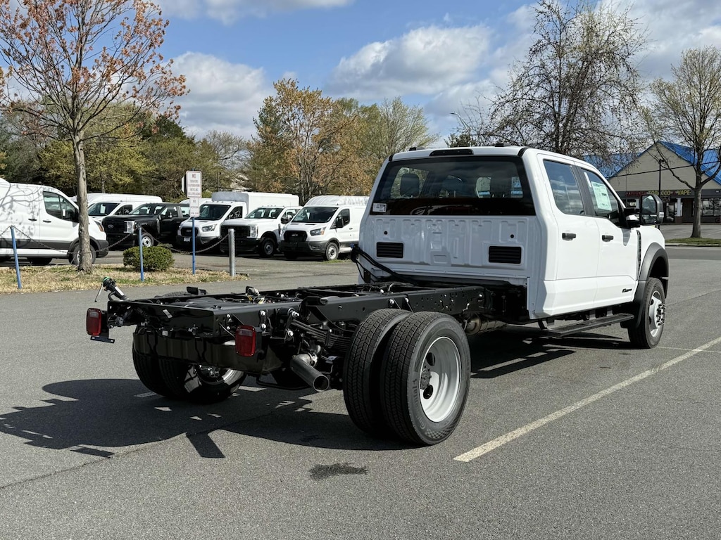 New 2025 Ford F-550 XL Crew Cab 4x4 Bare Chassis 84 CA Crew Cab Chassis-Cab