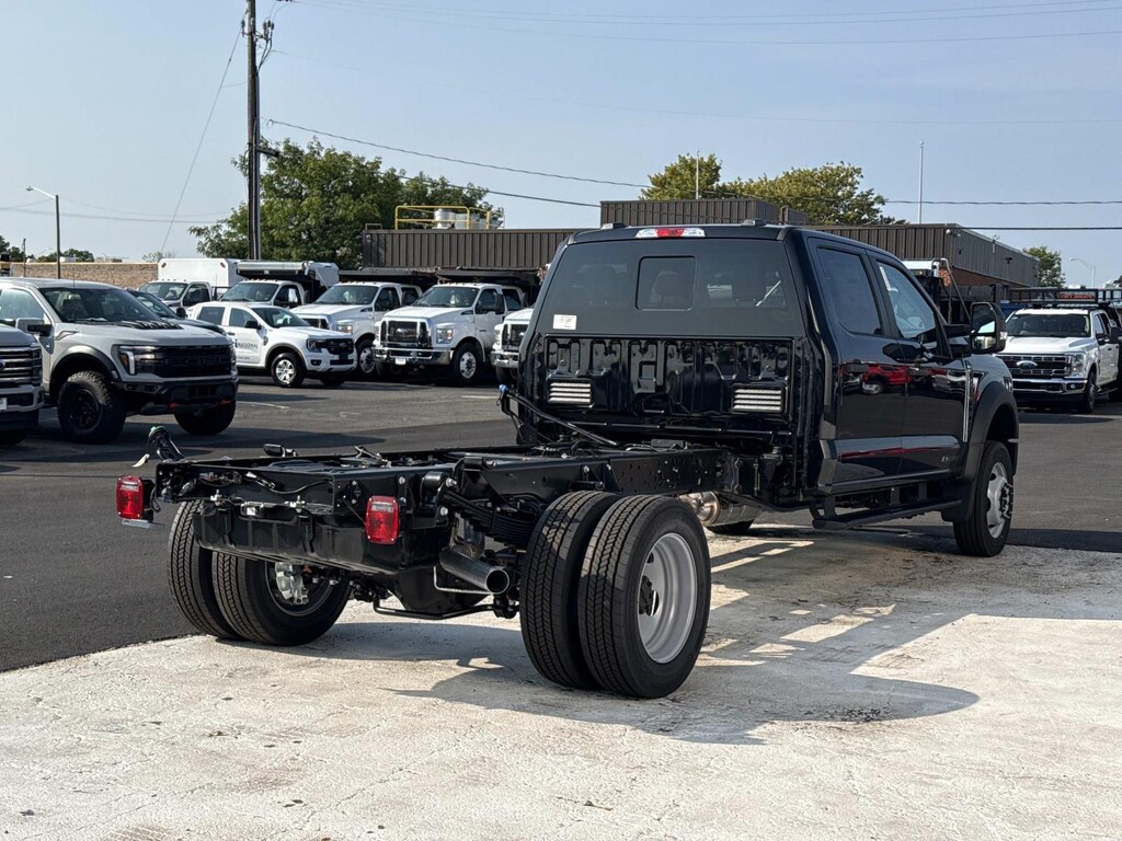 New 2026 Ford Super Duty F-550 DRW Crew Cab Chassis-Cab