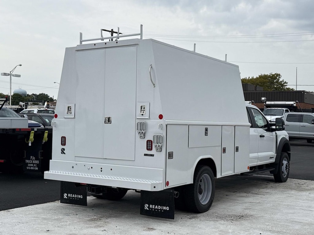 New 2026 Ford F-550 XL Super Cab 4x4 w/ 11 Enclosed Service Body Service