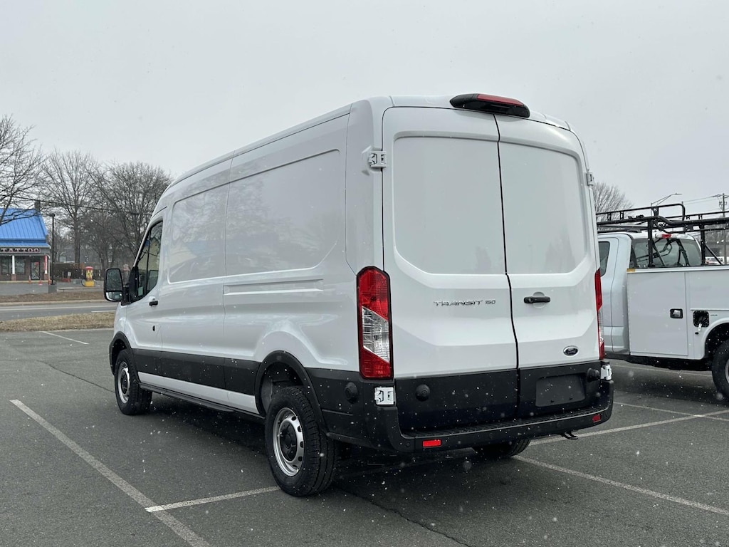 New 2024 Ford F-550 XL Crew Cab 4x4 Bare Chassis 84 CA Crew Cab Chassis-Cab