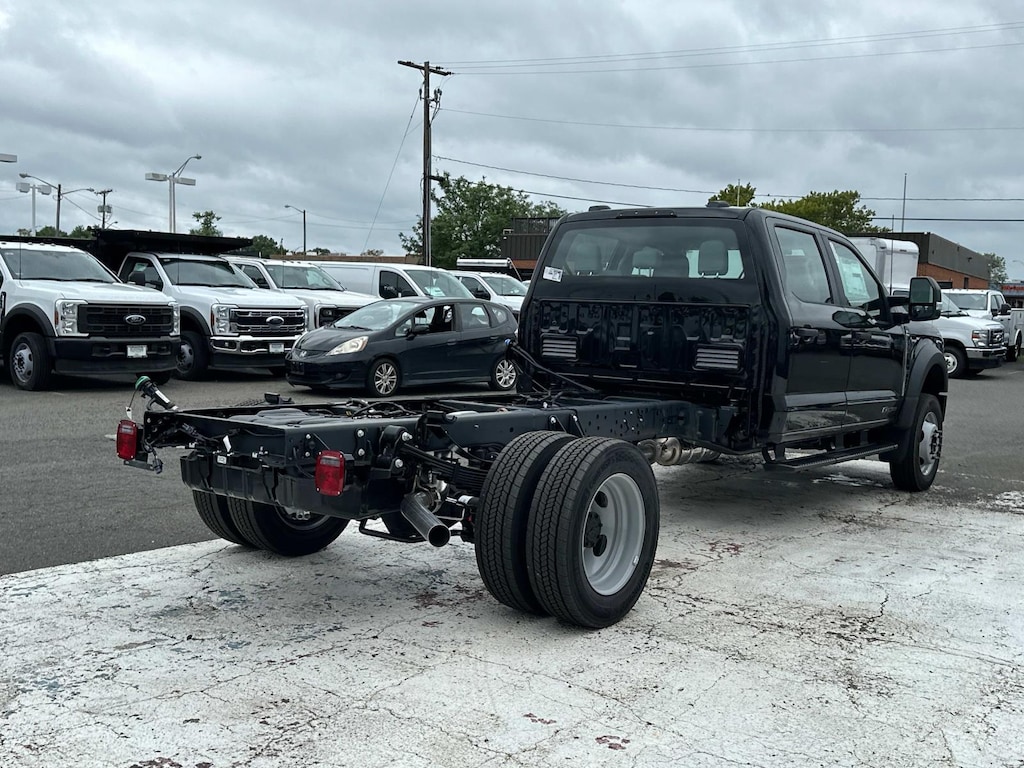 New 2024 Ford F-550 XL Crew Cab 4x4 Bare Chassis 84 CA Crew Cab Chassis-Cab