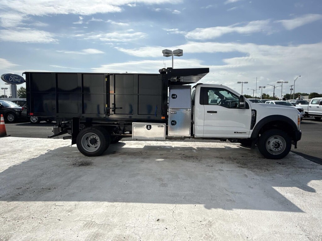 New 2026 Ford Super Duty F-450 DRW Regular Cab Chassis-Cab