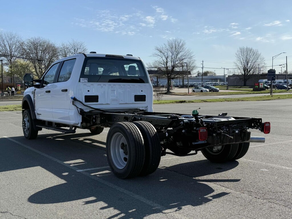 New 2025 Ford F-550 XL Crew Cab 4x4 Bare Chassis 84 CA Crew Cab Chassis-Cab