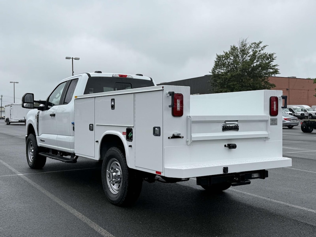 New 2025 Ford F-350 XL Super Cab 4x4 W/ 9 Knapheide Service Body Service