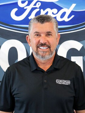 Staff member Karwan Zewer from ID_c275c93eca9d