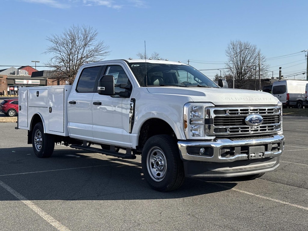 New 2025 Ford F-350 XL Crew Cab 4x4 w/ 9 Service Body Service